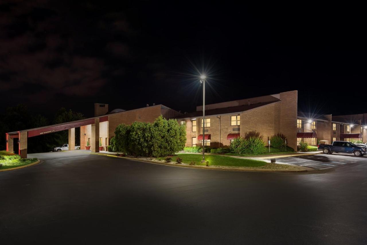 Red Roof Inn & Suites Lexington - Hamburg Exterior foto